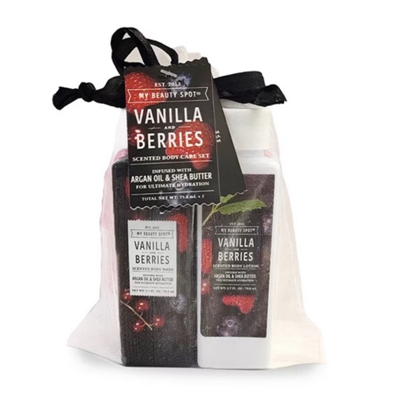 New Vanilla & Berries Gift Set - Picture 1 of 3